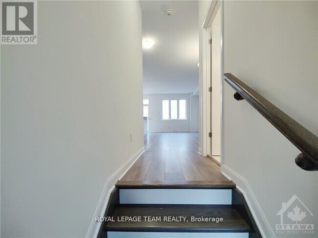 Building Photo - 1003 Speedvale Ct