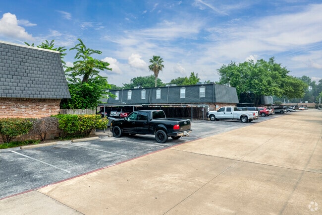 8933 Gaylord Dr - Entrance - Memorial Green Condo