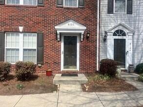 Building Photo - 8100 Sapwood Ct