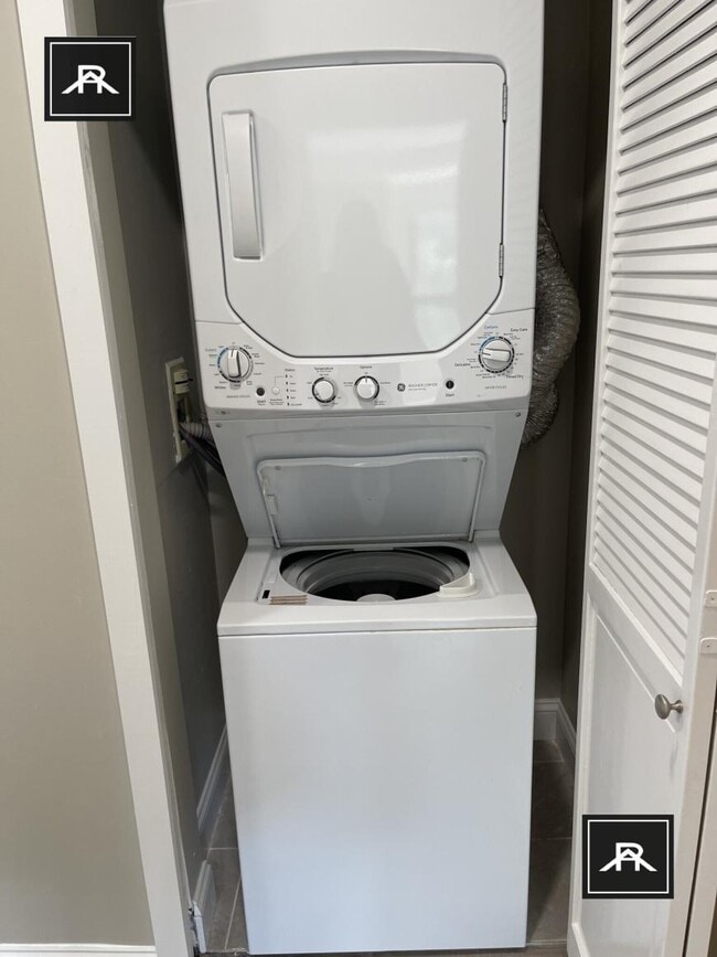 Foto del edificio - 2 bedroom in Brookline MA 02446
