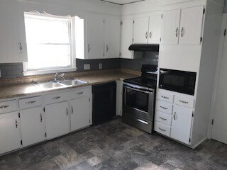 Foto del edificio - Charming 3 Bedroom Home in Matthews!