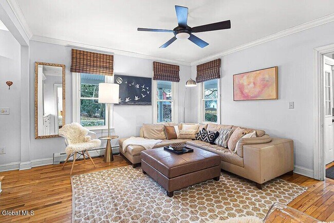 Foto del edificio - 64 Second St