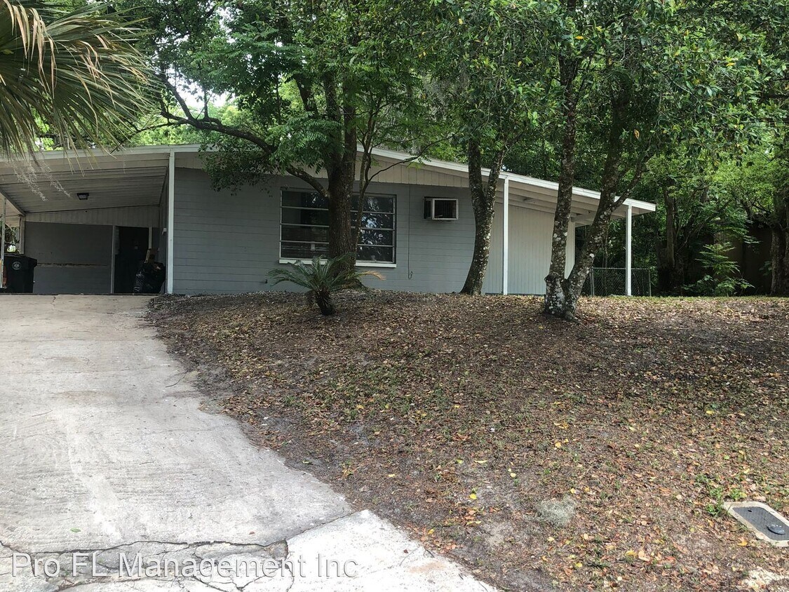3 br, 1 bath House 360 Plum Dr House for Rent in Orange City, FL