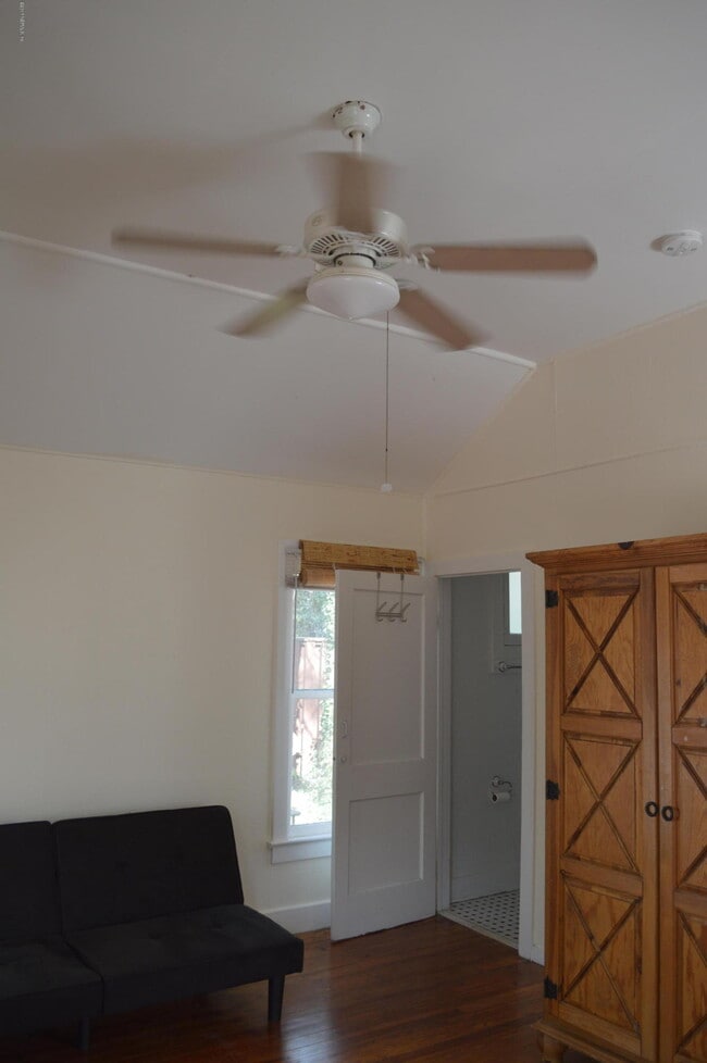 Foto del edificio - 3608 Boone Park Ave