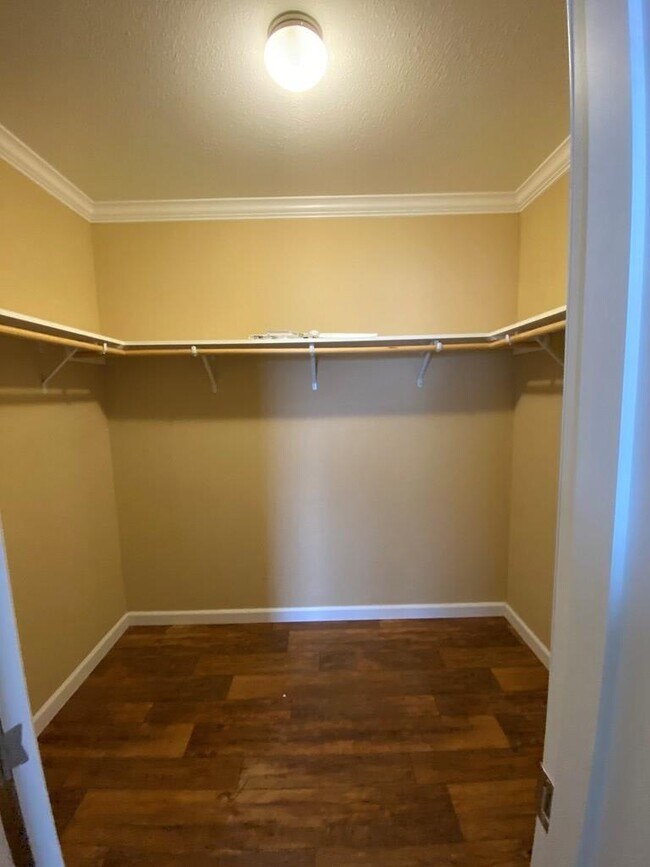 Foto del edificio - 7200 E County Rd 62
