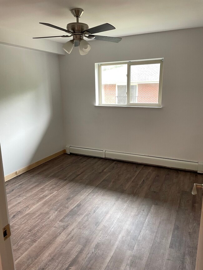 First bedroom - 1316 Hooker Ave