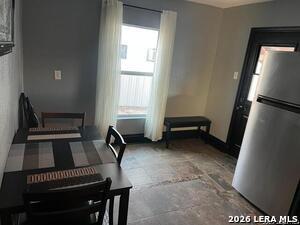 Foto del edificio - 351 Ware Blvd