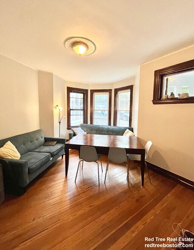 Building Photo - 2 Parker Hill Terrace