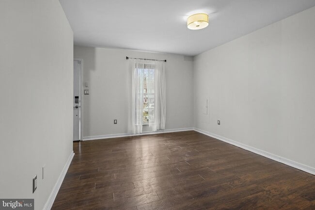 Foto del edificio - 3743 8th St