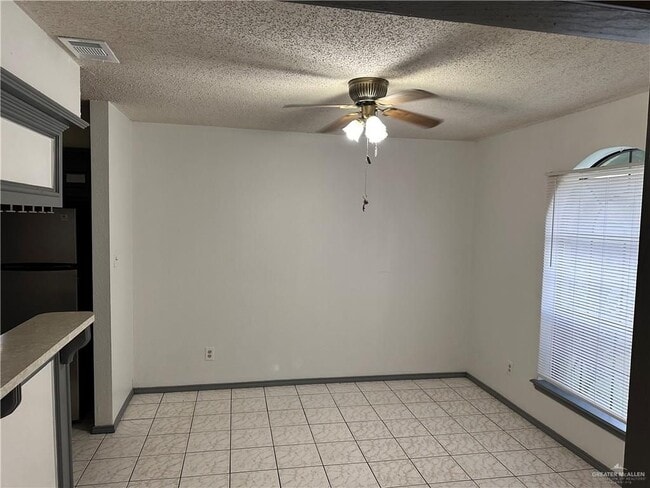 Foto del edificio - 4705 Savannah Dr