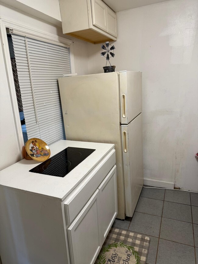 Building Photo - 2328 Union St