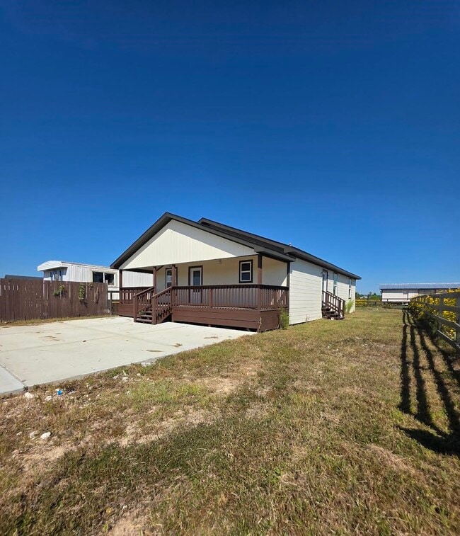 Building Photo - 1426 Rd 5734