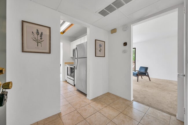 Building Photo - 460 N Civic Dr