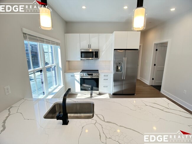 Photo - 9 Newton St Apartment