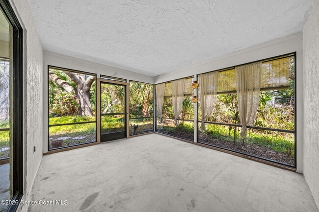 Building Photo - 6109 Gallop Ct