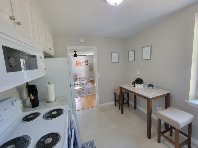 Foto del edificio - 2732 Covenant Rd