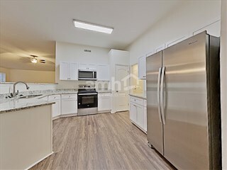 Foto del edificio - 2187 Spring Hill Cir