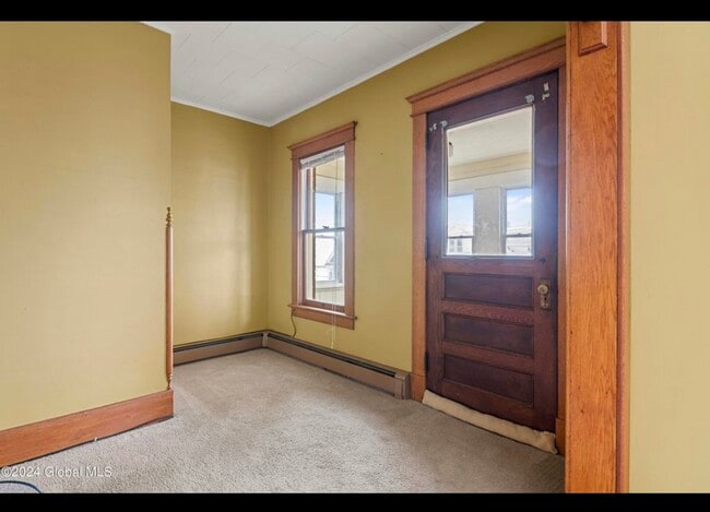 Addition to the living room - 29 McClellan Ave