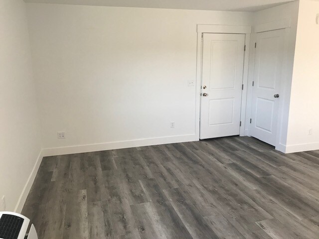 sala frontal/entrada frontal - 534 E Chubbuck Rd