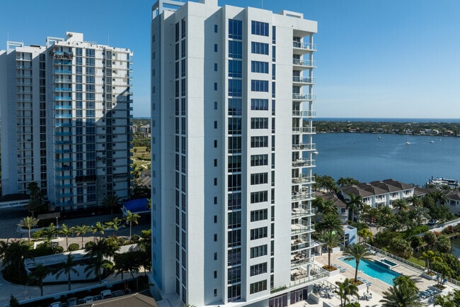 Building Photo - Water Club North Palm Beach