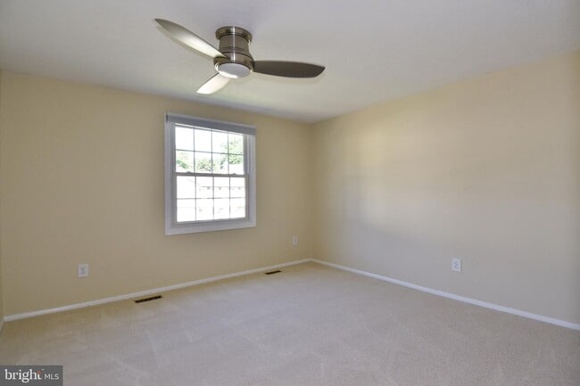 Building Photo - 4037 Broadwire Dr