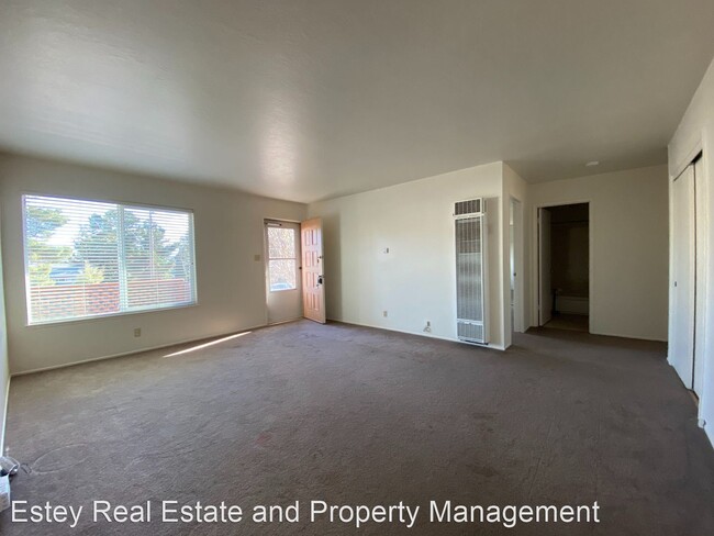 Building Photo - 2 br, 1 bath House - 1215 East 4th Street