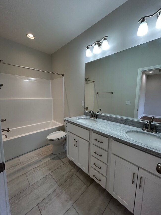 Building Photo - 5398 Peony Dr