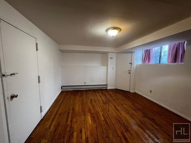 Foto del edificio - 111 STREET