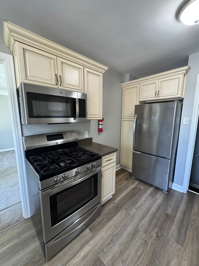 Foto del edificio - 12835 Plum St