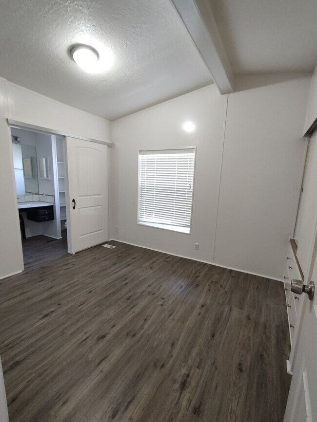 Foto del edificio - 3 Bedroom 2 Bath Manufactured House