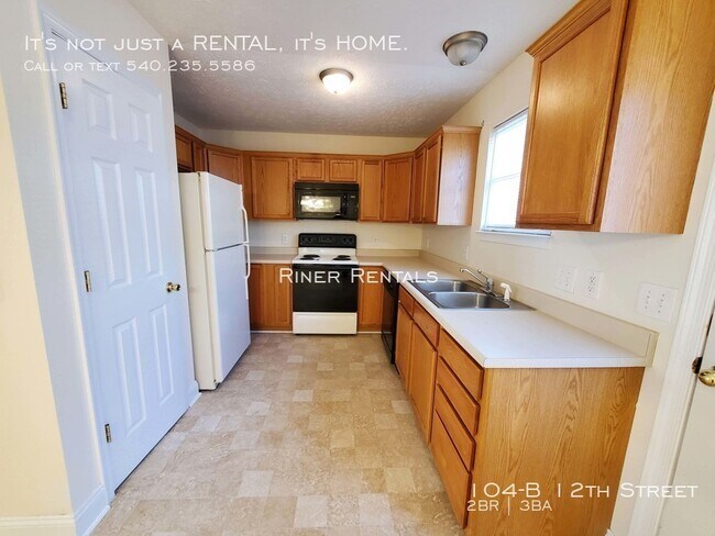 Building Photo - 104-B 12th Street-
