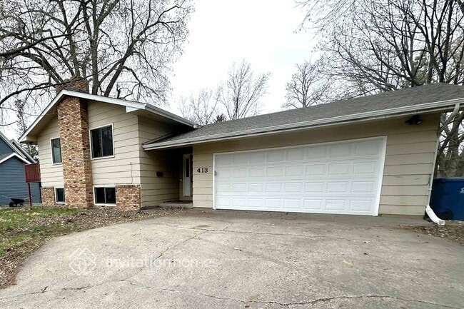 Building Photo - 413 Rush Ave NW