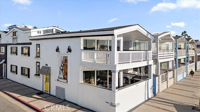 Foto del edificio - 2214 W Oceanfront