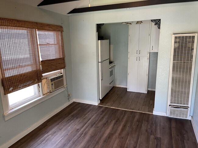 Foto del edificio - 907 Sunset Terrace