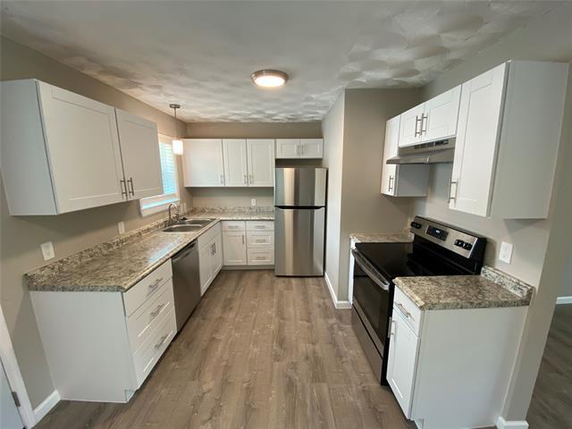 Building Photo - 705 Ivywood Dr