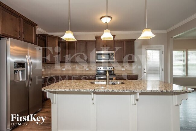 Foto del edificio - 3600 Creekside Dr