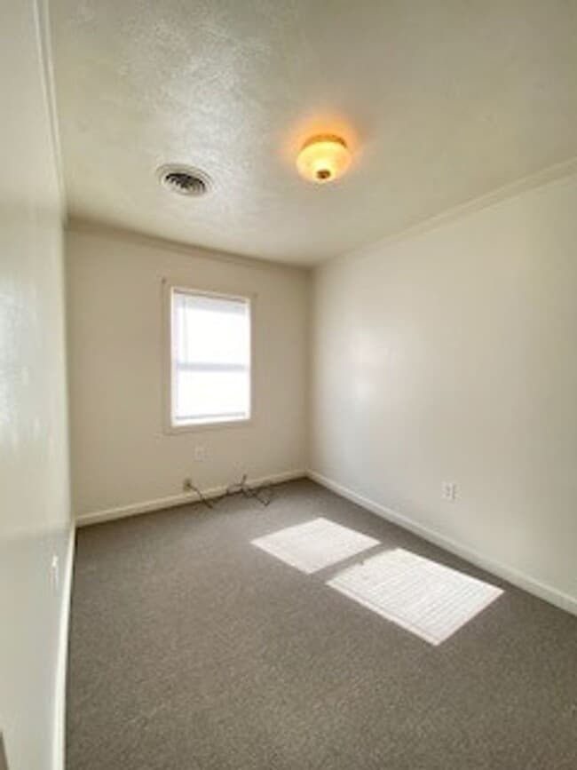 Building Photo - Big Value At An Affordable Rate - Water In...