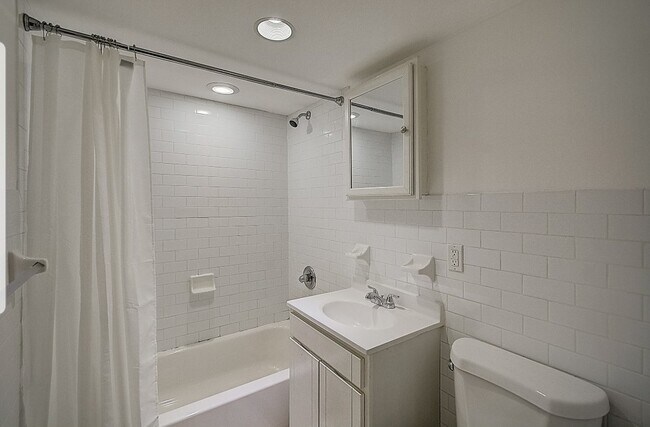 Bath Room - 8470 129th St