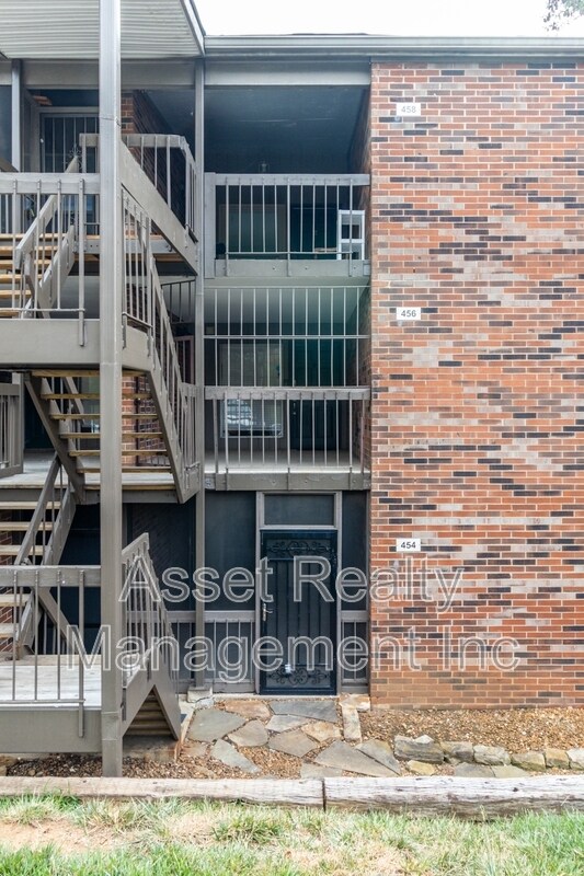 Foto del edificio - 454 Berlin Dr