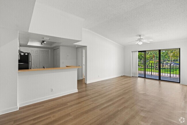 2 habitaciones, 2 baños - 1187 pies cuadrados - Comedor/Sala de estar - Gables Town Colony