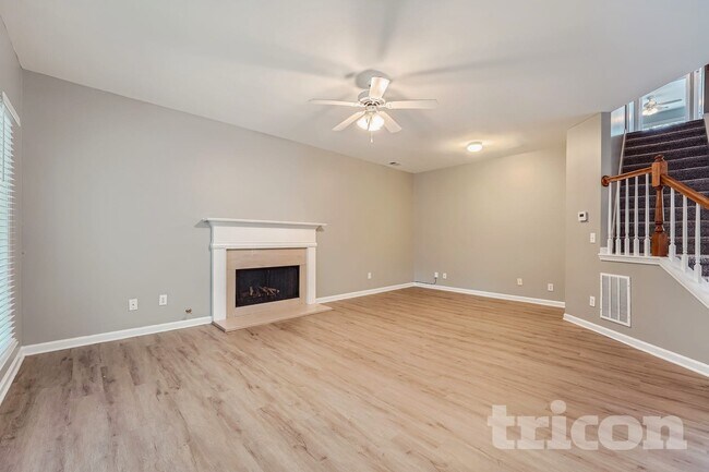 Foto del edificio - 2242 Rosemoore Walk NE