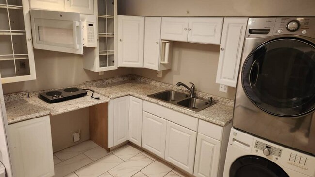 Foto del edificio - 18501 Owl Run Way