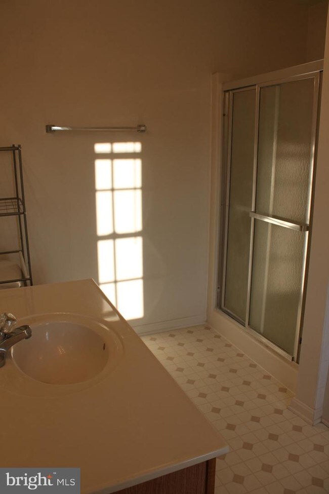 Foto del edificio - 108 Easy St