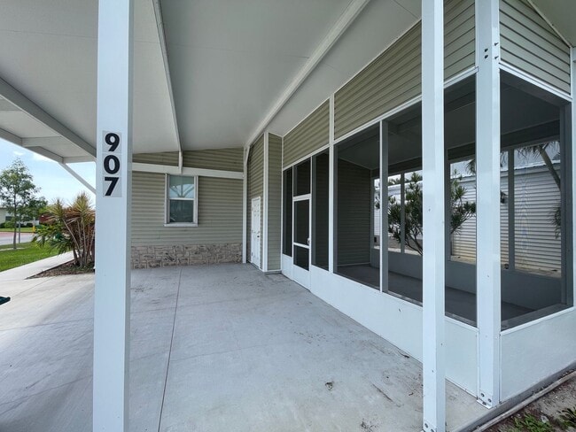 Building Photo - Nice 3 Bedroom 2 Bath Home Built in 2021 A...