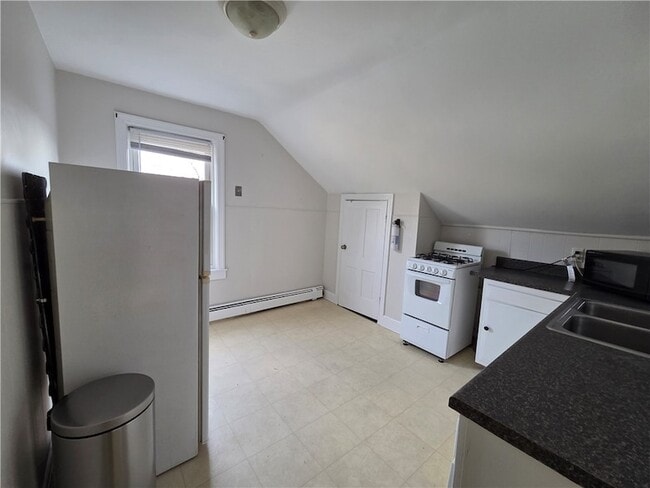 Foto del edificio - 292 Pleasant St