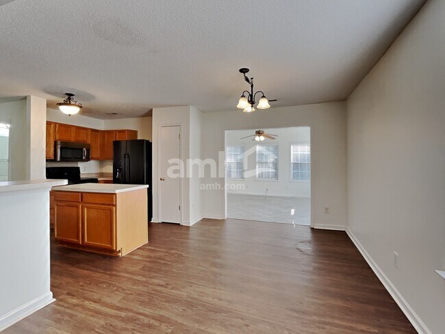 Building Photo - 160 Camforth Drive