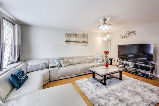Foto del edificio - 521 157th St