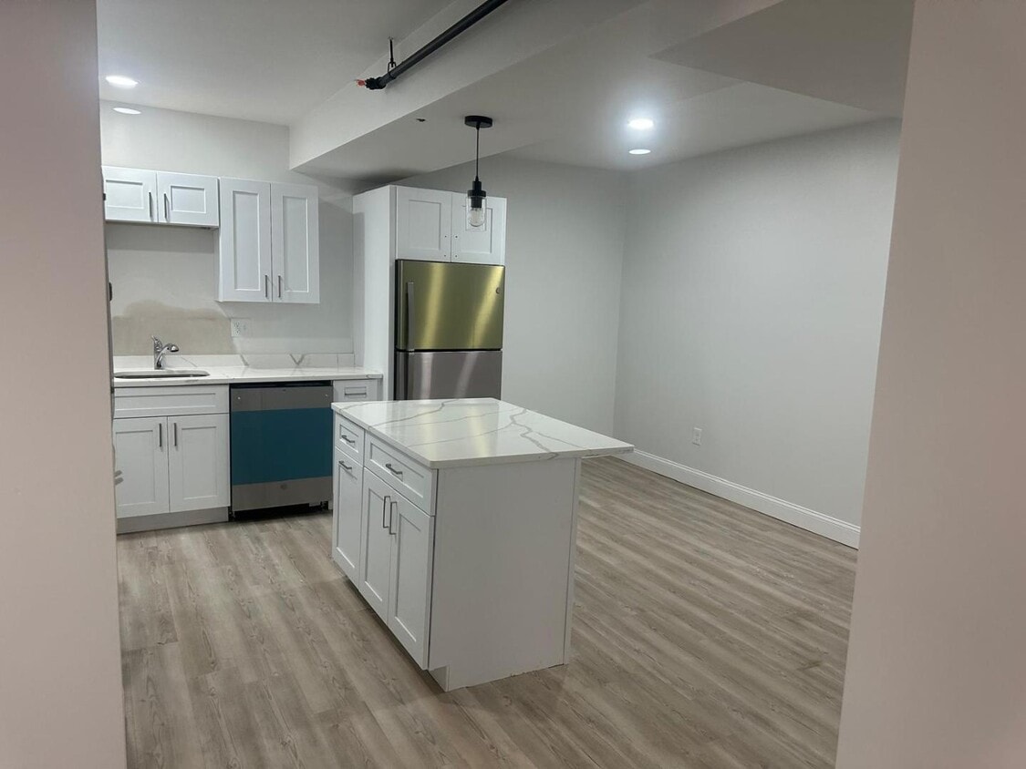 Photo - 386 High St - 2 (First Floor, Basement Level)