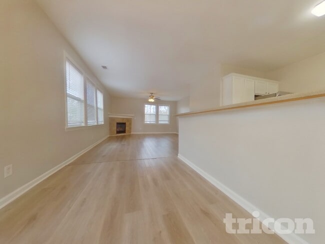 Foto del edificio - 5275 Argyll Ln