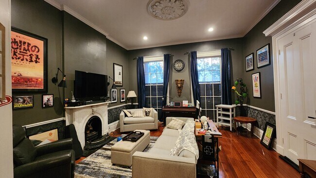 Foto del edificio - 1450 Jackson Ave